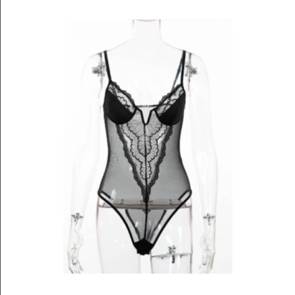 Lace bodysuit